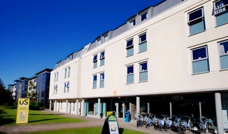 Extra Large Ensuite - Photo 3