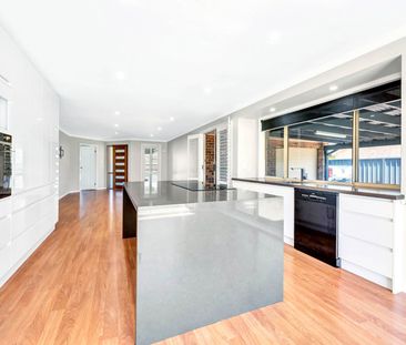 16 COMPASS CLOSE, Salamander Bay NSW 2317 - House For Rent | Domain - Photo 4