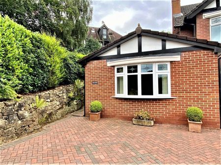 1 Bedroom Apartment To Let - Photo 5