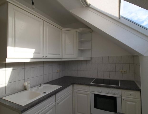 43m² 2.Etage DG Wohnung Nähe Karlsplatz - Photo 1