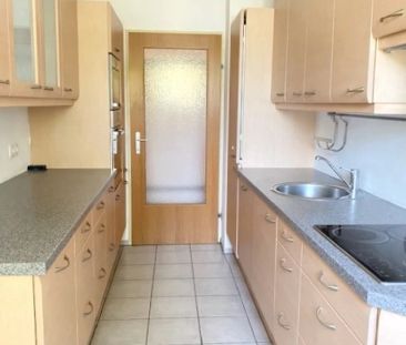 Grünblick: hübsche 3-Zimmerwohnung mit Balkon und Garagenstellplatz... - Photo 5