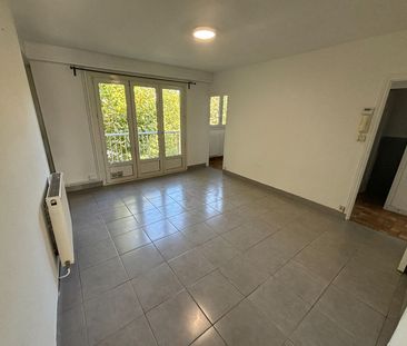 Location Appartement 2 pièces 62m² LOOS 59120 - Photo 2