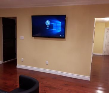 For Lease - 126 Brighton Avenue, Toronto, Ontario - Photo 3