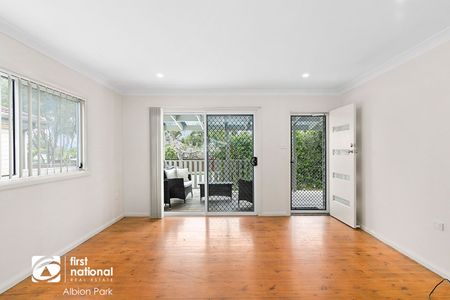 Discover Your Perfect Home: Rent This Charming House at 8 Amaral Ave, Albion Park NSW - Photo 2