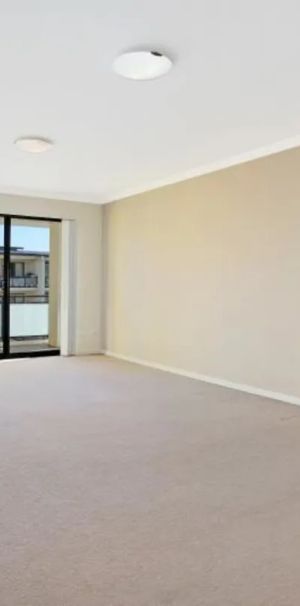 3 bedroom spacious apartment - Photo 1