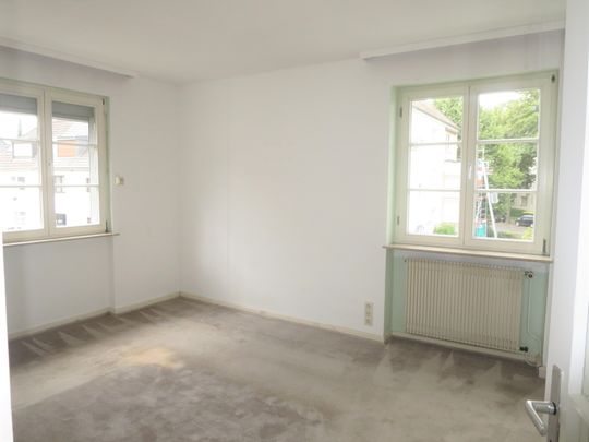 Großzügige 2 Zi.-Wohnung mit Sonnenbalkon in top Lage - Photo 1