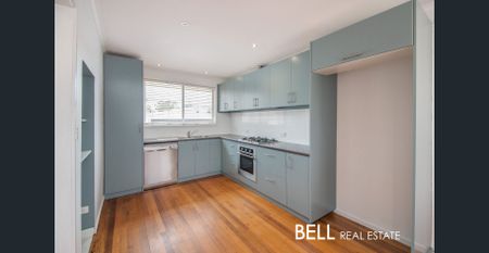 Well presented family home with low maintenance living - Photo 5