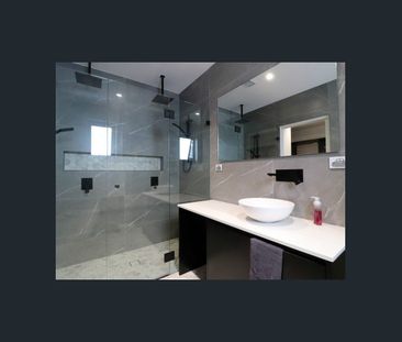 Luxury and Spacious!! Full Furniture included - Photo 5