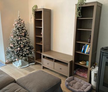 SCHELLEBELLE - Gelijkvloers appartement met tuintje. - Photo 2