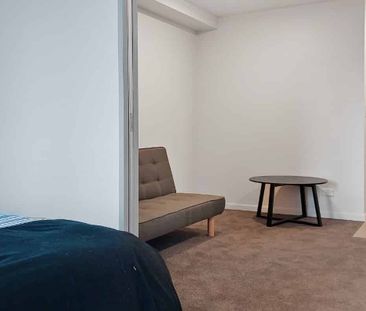 Tidy one bedroom cbd apartment. - Photo 1