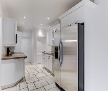 For Lease - 213 Erskine Avenue, Toronto, Ontario - Photo 6