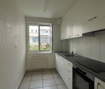 Eine renovierte 4.5 Zimmerwohnung in Grenchen zu vermieten - Photo 3