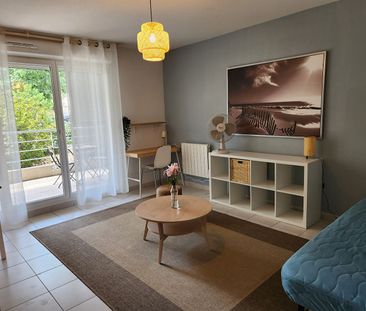 EXCLUSIVITE SUR AVIGNON - LOCATION STUDIO MEUBLE de 23m² avec terra... - Photo 3