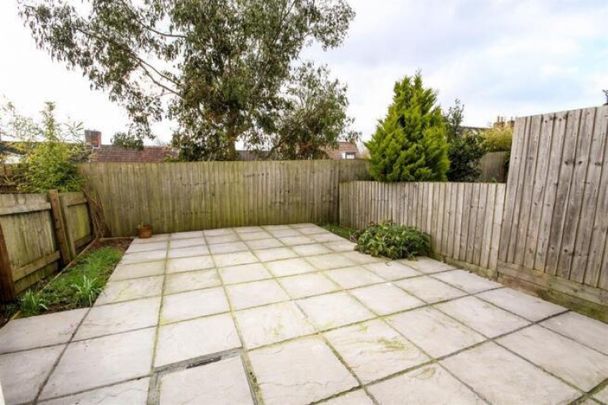 4 bedroom House To Let - Photo 1