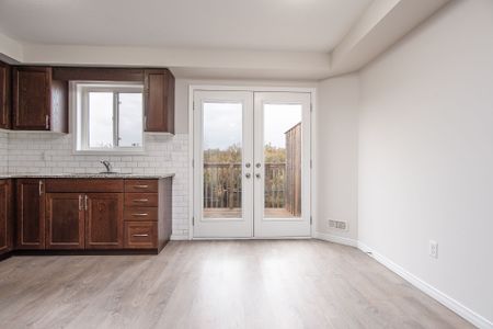 For Lease - 388 Old Huron Road Unit# 19B, Kitchener, Ontario - Photo 3