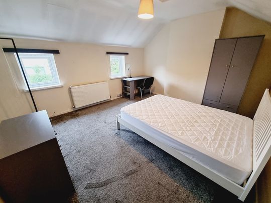 2 Bed Student Accommodation - Photo 1