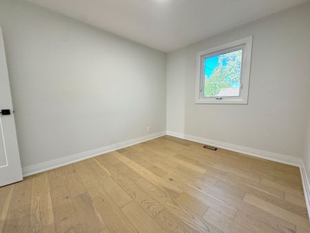 For Lease - 99 Twenty Sixth Street Unit# Main, Toronto, Ontario - Photo 5