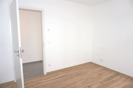 Luxuriöse, barrierefreie Mietwohnung inkl. Einbauküche, Fußbodenheizung und Stellplatz in Top Lux-Pendler Lage!! - Photo 3