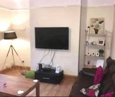 3 Bed End Terrace, Colville Street, NG1 - Photo 1