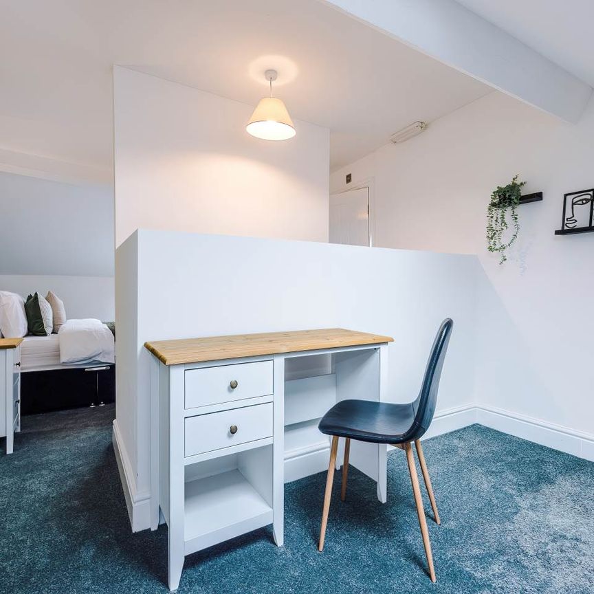 Mount Pleasant (room 5), Middleton, Leeds - Photo 1