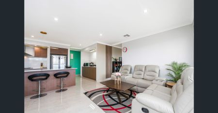 MODERN Spacious 4 Bedroom, OFFICE, THEATER WITH 5.6KV SOLAR + EASY-CARE LIVING - Photo 3