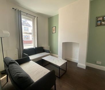 42 Channing Street, Belfast, BT5 5GP - Photo 2