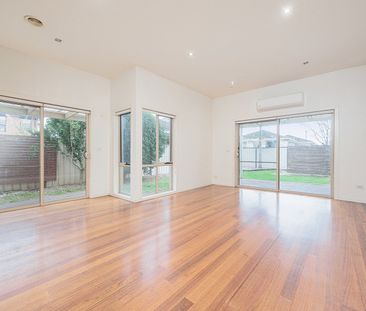 2/50 Burns Street, Maidstone VIC 3012 - Photo 2