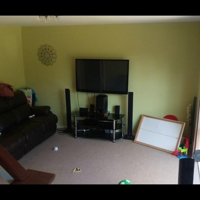 2 bedroom terraced house to rent - Photo 1