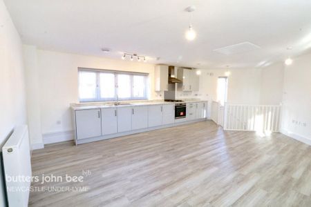 1 bedroom maisonette to rent - Photo 3