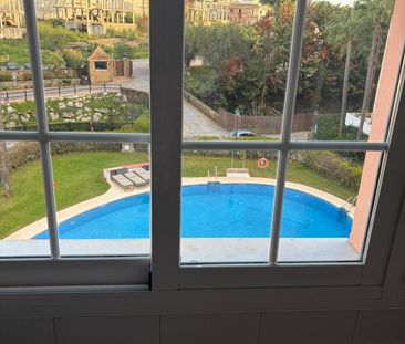 Middle Floor Apartment · Nueva Andalucía - Photo 3