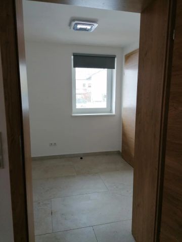 Moderne Wohnung mit Terrasse und Carport in Lebring - 4 Zimmer - Foto 4