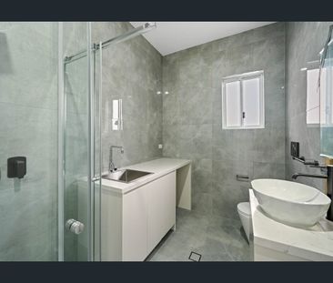 BRAND NEW GRANNY FLAT | WATER & INTERNET INCLUDED - Photo 4