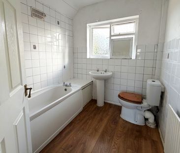 32 King Georges Drive, Woodham - 3 bedrooms Property for lettings -... - Photo 1