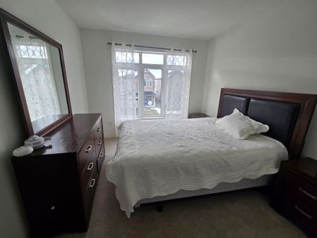 For Lease - 534 Rioja Street, Kanata, Ontario - Photo 4