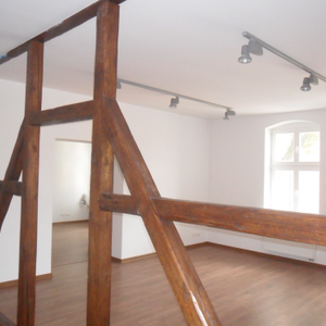 71/M Bardzo duże mieszkanie w pobliżu gmachu sądu. - Zdjęcie 3