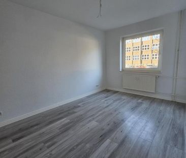 2- Raum Wohnung im Erdgeschoss ist ideal für alle, die ebenerdig wo... - Foto 1