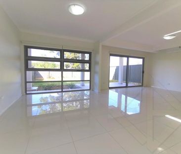 111 Callistemon Circuit, Jordan Springs NSW 2747 - House For Rent |... - Photo 5