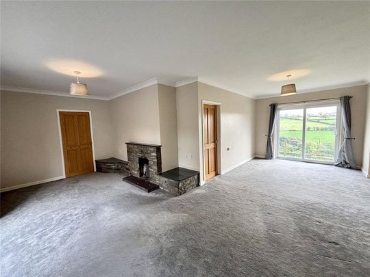 2 bedroom bungalow to rent - Photo 1