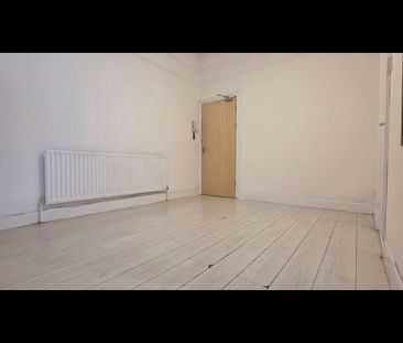 Studio Flat, Ferme Park Road, N8 - Photo 2