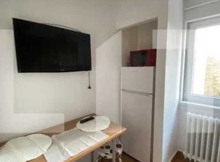 Apartament 2 camere, decomandat, mobilat modern, zona Piata Flora - Photo 5