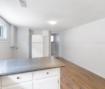 For Lease - 7872 Martin Grove Road, Vaughan, Ontario - Photo 4