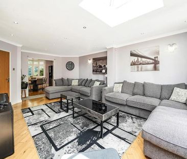 3 bedroom semi-detached house to rent - Photo 3