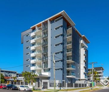 Brand New Carpet - Photo 2