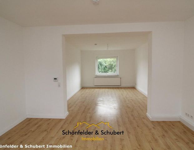 Großzügige, Helle 4,5 Raum-Wohnung. Perfekt für eine dreier WG - Foto 1
