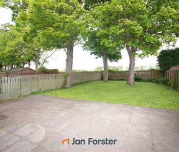 4 Bedroom House - Detached - Photo 4