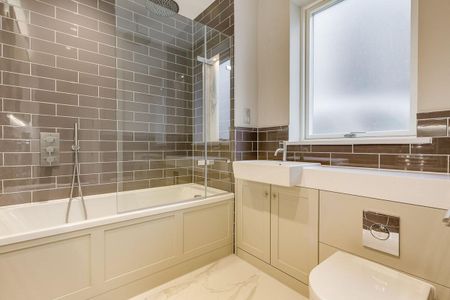A stunning two bedroom apartment to rent in Palladian Gardens, W4 - Photo 5