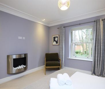 4 bedroom townhouse to rent - Photo 5