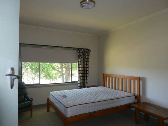 FOUR BEDROOMS ON DAY AVENUE - Photo 1