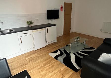 2 Bed Flat, Lillie House, LE2 - Photo 4