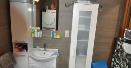 Gelijkvloers appartement met omheind tuintje en tuinhuis - Photo 5